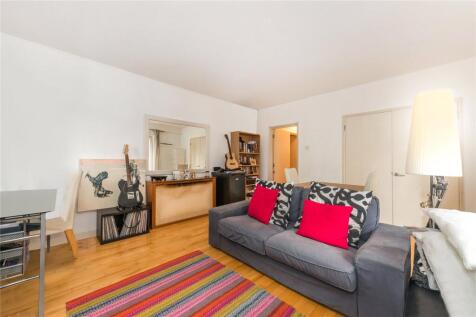 Rosebery Court,
Covent Garden, EC1R