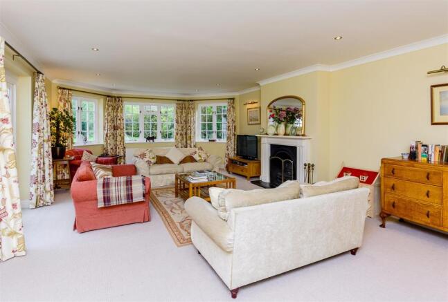 8314278-interior15.jpg