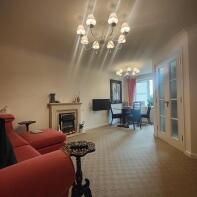 6, Risingholme Court, High Street, Heathfield TN21 8GB