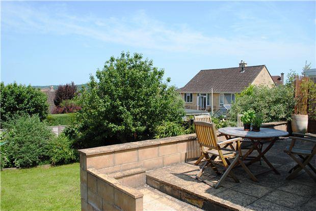 Rear Patio & Garden