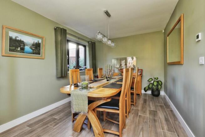 Dining Room/Bedroom