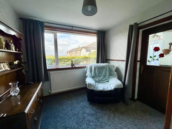 4 bed Semi-Detached for sale Image 5