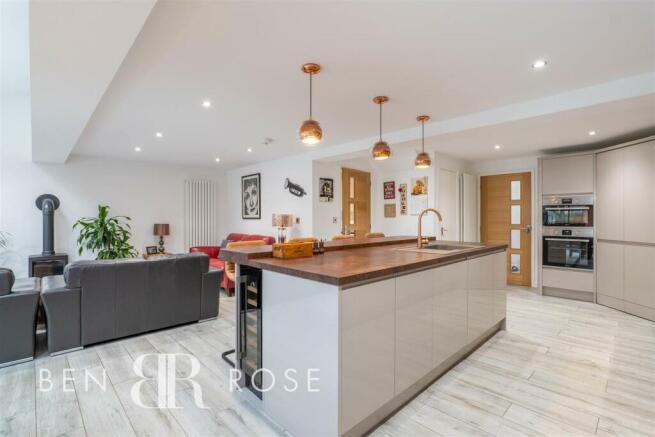 Kitchen/Diner/Family Room