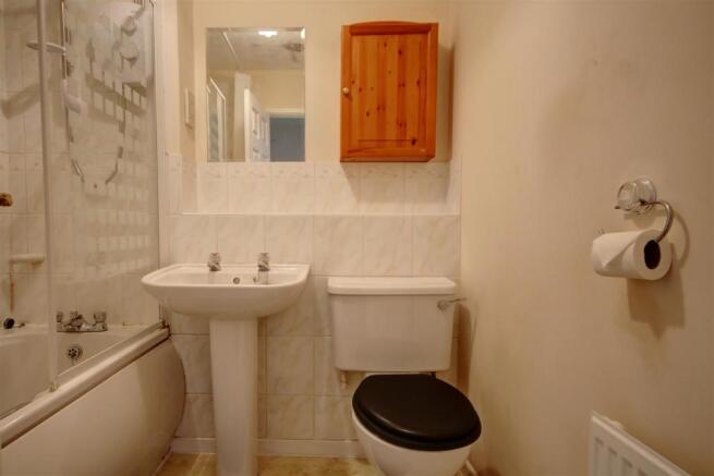 Bathroom.jpg