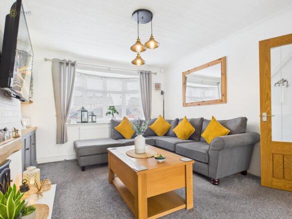 cam01332g0pr0638still029