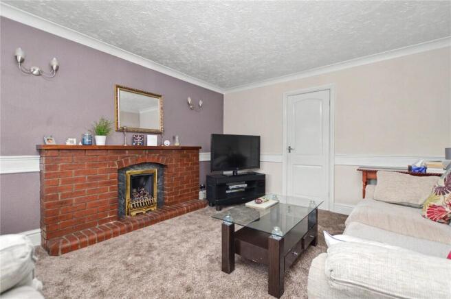 3 bed Semi-Detached for sale Image 4