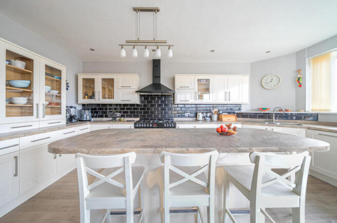1425704-1-69af24a...