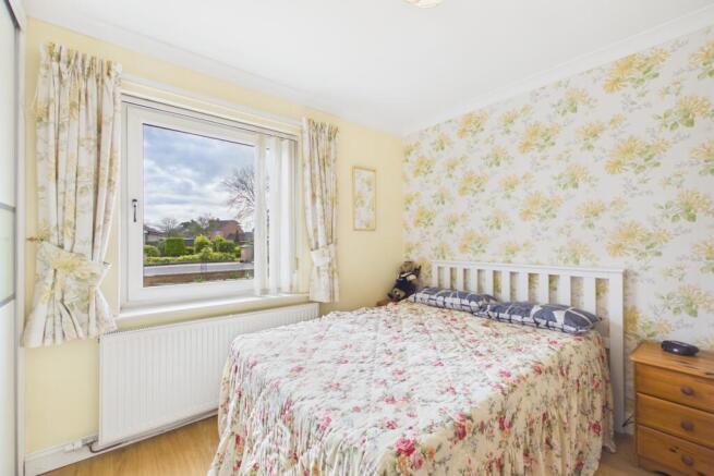 2 bed Detached Bungalow for sale Image 12