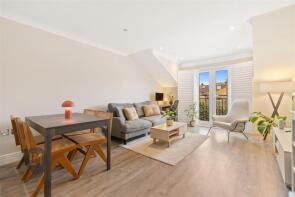 26, Wells Place, London SW18 3AW