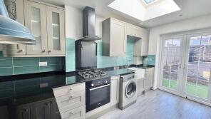 3, Plymouth Terrace, Ley Street, Ilford IG2 7RG