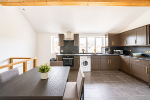 310, Plough Way, London SE16 7UX