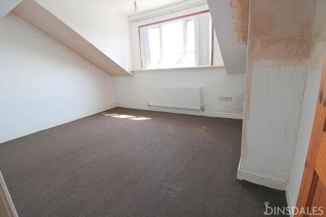 3 bed Terraced for sale Image 7