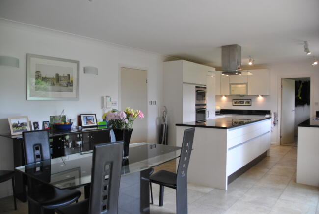 Dining Room/Kitchen