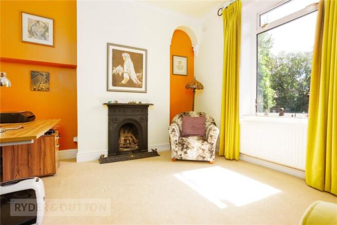 4 bed Detached for sale Image 6
