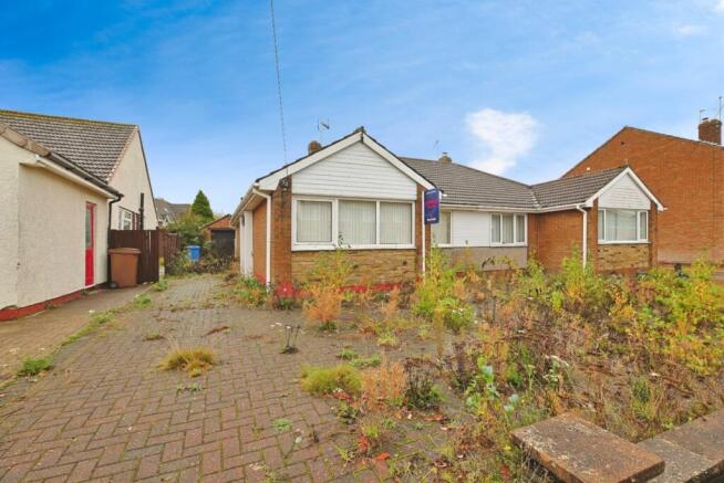 2-bed semi-detached on Beech Road, Elloughton, Brough,  HU15 1JY, £200,000
