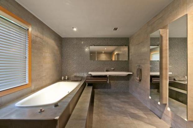 Wet Room / Bathroom