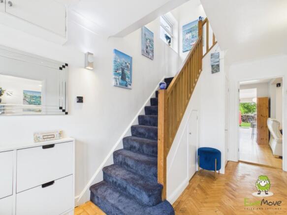 EweMove Estate Agents Basingstoke - Roman Road