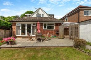 74, Holtye Road, East Grinstead RH19 3HU