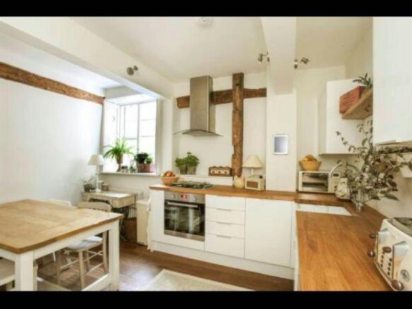 Kitchen/Dining room