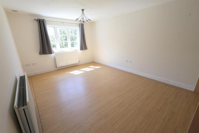 LNG Living Space.JPG