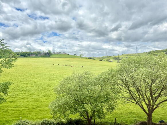 2 bed Apartment for sale Image 7