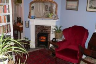 Living Room: