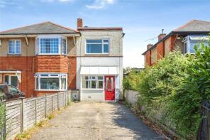 572a, Charminster Road, Bournemouth BH8 9SL