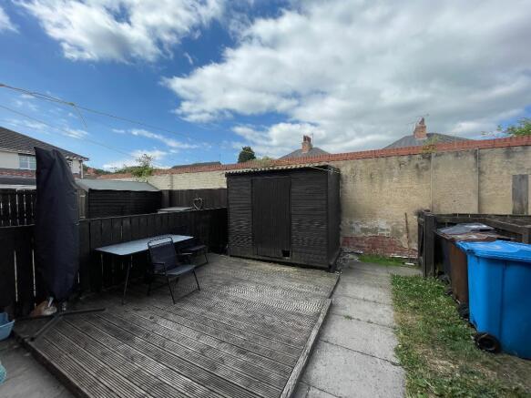 3 bed Terraced to rent Image 7
