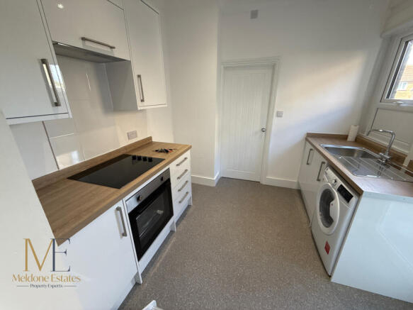 Kitchen_3.jpeg