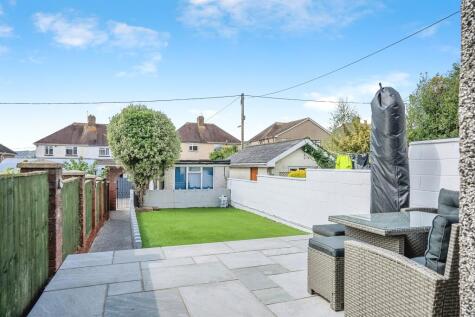 The Highway, New Inn, Pontypool