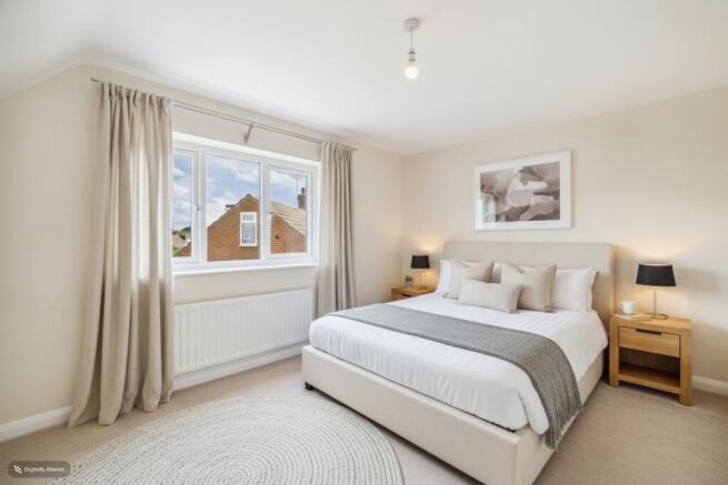 3 bed Semi-Detached Bungalow for sale Image 8