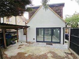 4, Parkside, Westcliff-on-sea SS0 8PR
