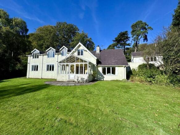 4-bed detached on Glyn Garth, Menai Bridge, Sir Ynys Mon, LL59, £475,000
