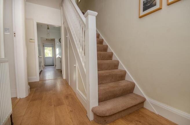 Entrance hall.jpg