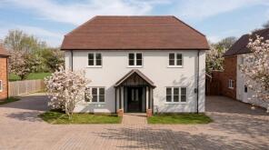 Silver Pines, Port Lane, Bishop's Stortford CM22 7PQ