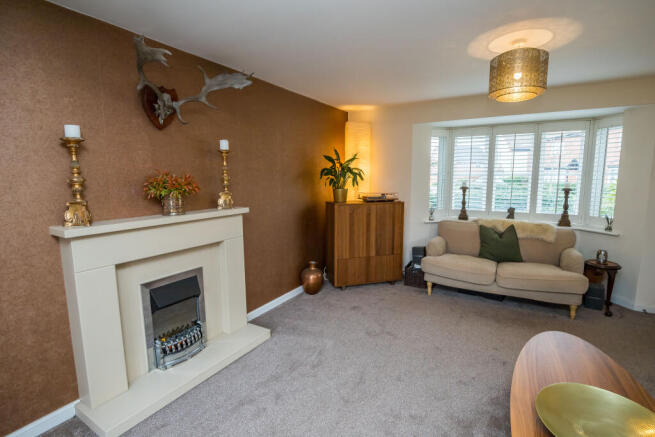 Daisy Drive, Cuddington, CW8 photo 4