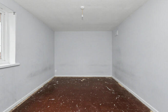 2 bed Flat for sale Image 7