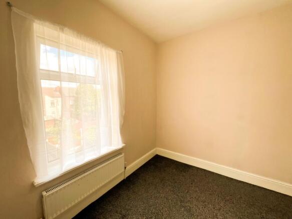 3 bed Terraced to rent Image 10
