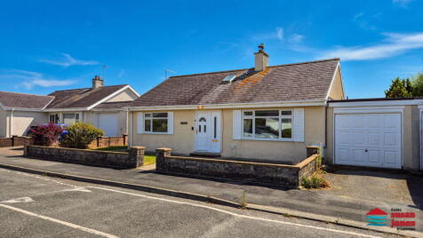 Lon Ceredigion, Pwllheli, LL53