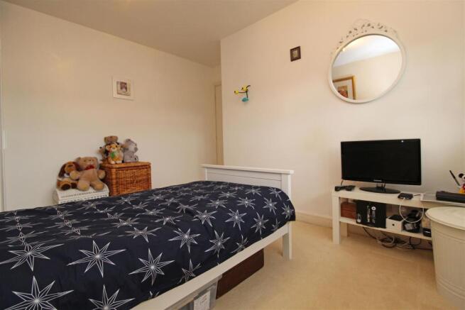 Bedroom 2..jpg