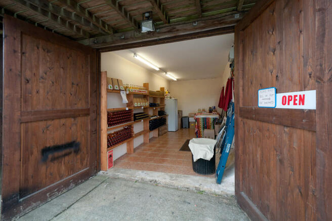 Photo 27