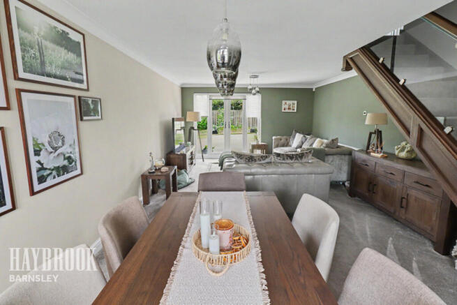 3 bed Detached for sale Image 4