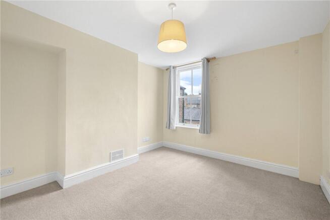 4 bed Terraced for sale Image 12