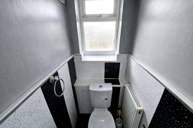 3 bed Semi-Detached for sale Image 8