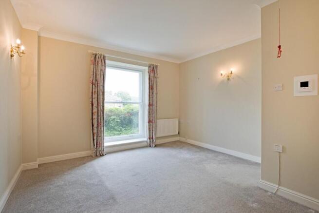 1 bed Flat for sale Image 10