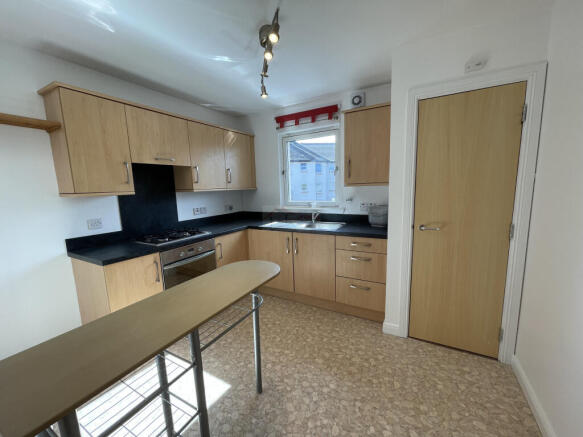 Kitchen a.JPG