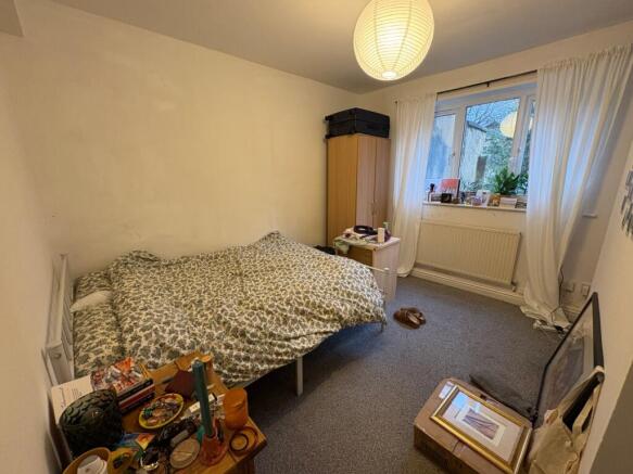 2 bed Flat to rent Image 6