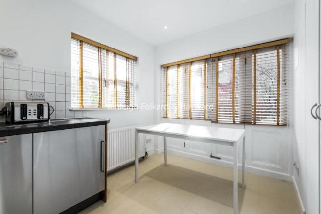 4b8aebcf-5b88-45f...