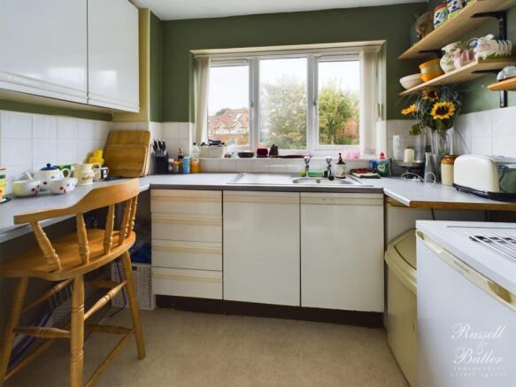 CAM02127G0-PR0046-STILL002