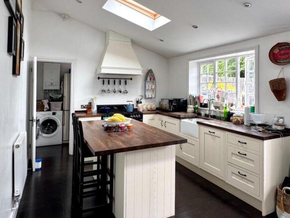 Kitchen/Dining
